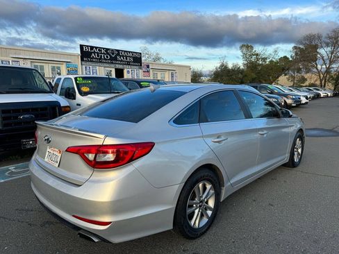 Used 2016 Hyundai Sonata SE FWD image 9