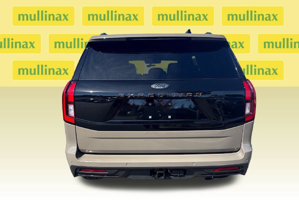 Used 2027 Ford Expedition Tremor AWD/4WD image 10