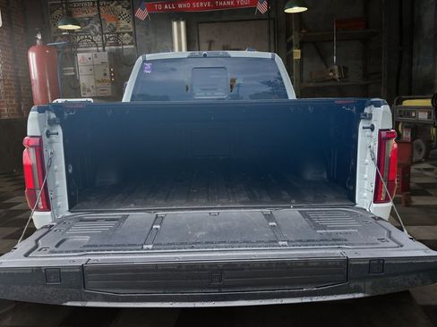 Used 2024 Ford F150 Raptor AWD/4WD image 10