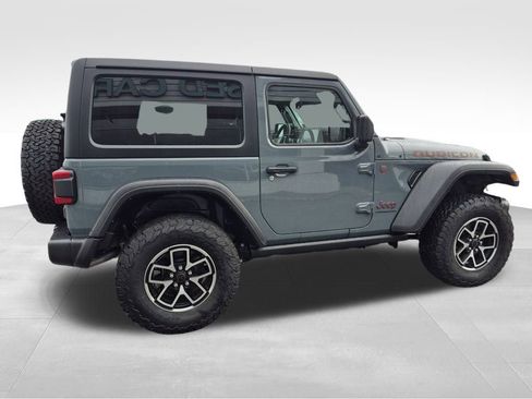 Used 2024 Jeep Wrangler Rubicon w/ Technology Group image 11
