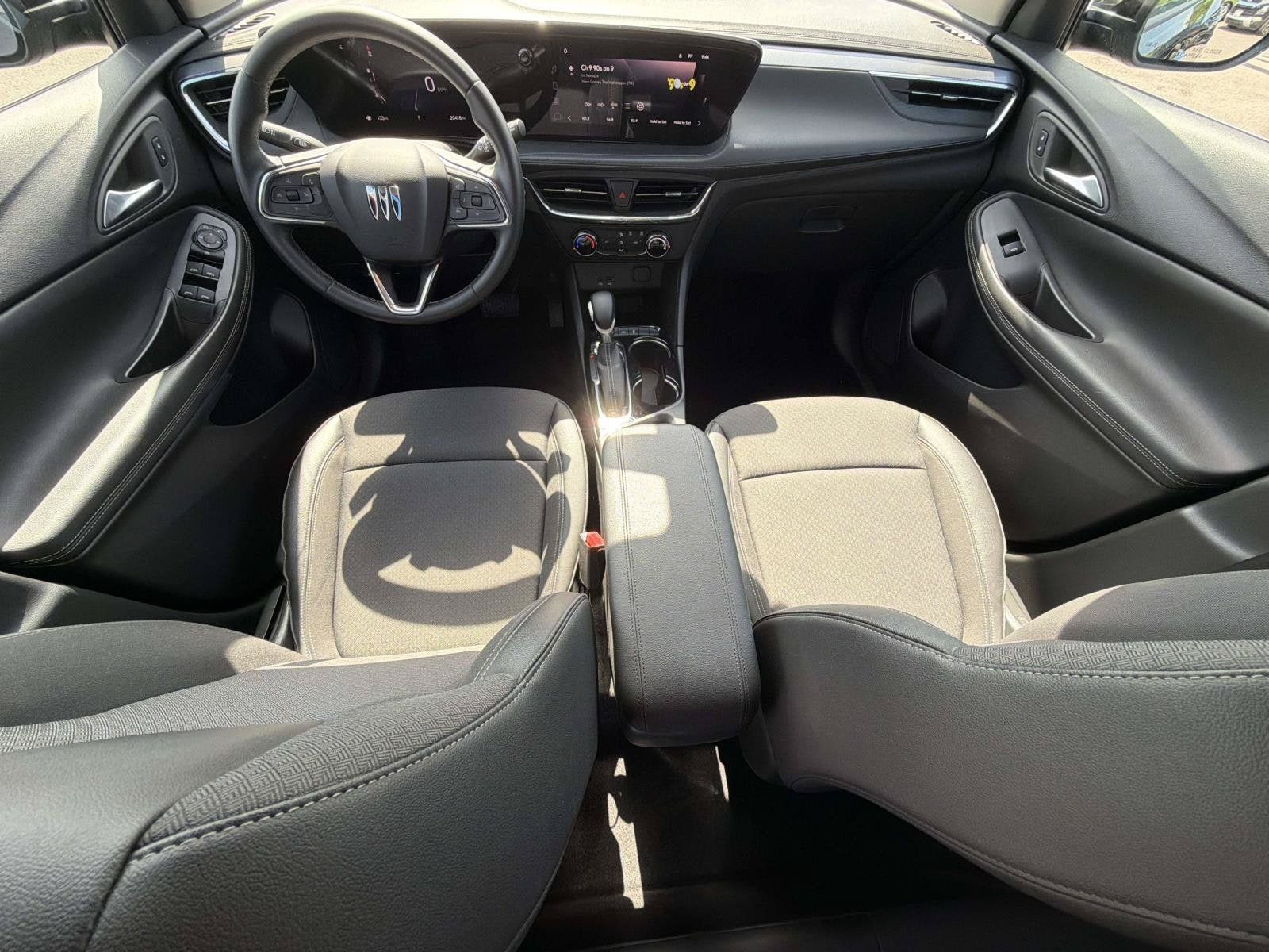 Used 2025 Buick Encore GX Preferred FWD image 20