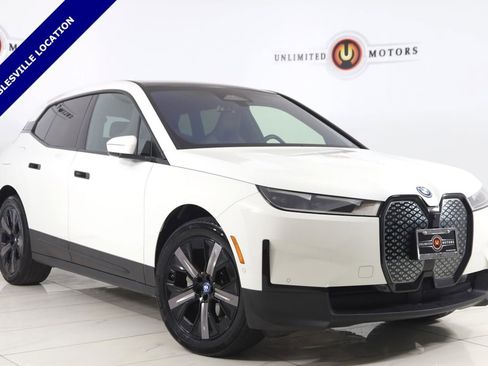 Used 2024 BMW iX xDrive50 w/ Convenience Package AWD/4WD image 1