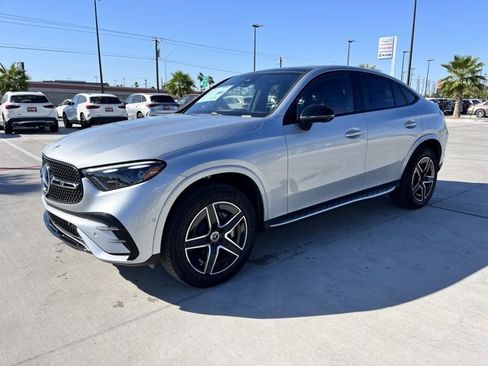 New 2025 Mercedes-Benz GLC 300 4MATIC image 3