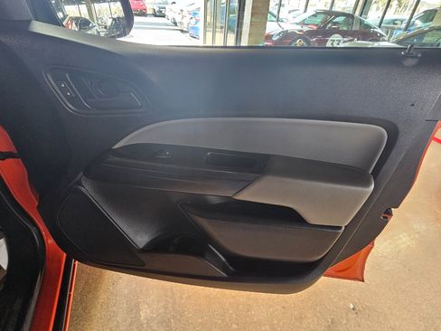Used 2019 Chevrolet Colorado W/T w/ WT Convenience Package image 9