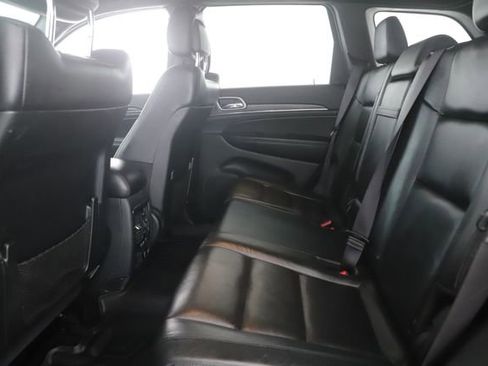 Used 2020 Jeep Grand Cherokee Limited image 29