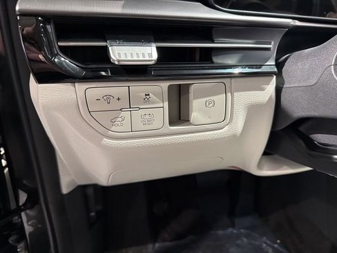 New 2026 Kia Sportage EX w/ EX Panoramic Sunroof Package AWD/4WD image 12