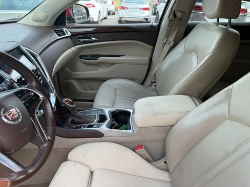 Used 2016 Cadillac SRX Luxury w/ Trailering Package FWD image 11