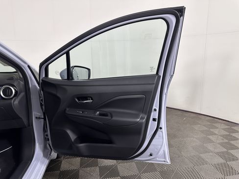 New 2025 Nissan Versa SV w/ Trunk Package image 37