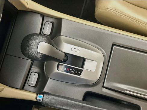 Used 2011 Honda Accord EX-L image 23