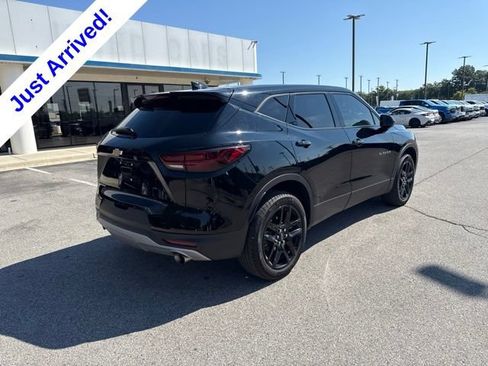 Used 2023 Chevrolet Blazer LT FWD image 3