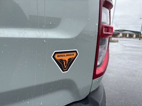 Used 2023 Ford Bronco Sport Badlands image 32