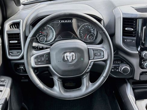Used 2022 RAM 1500 Big Horn AWD/4WD image 18