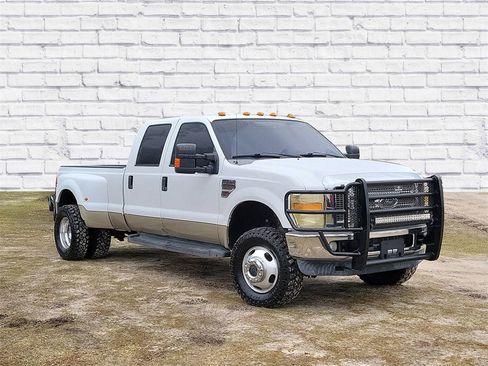 Used 2008 Ford F350 Lariat image 1
