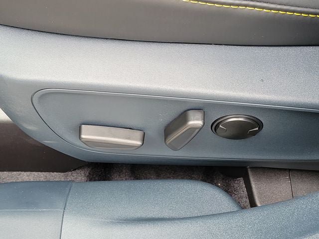 New 2026 Ford Maverick Lobo AWD/4WD image 6