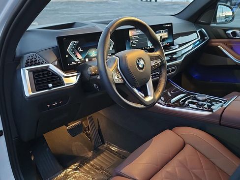 Used 2026 BMW X5 xDrive40i image 13