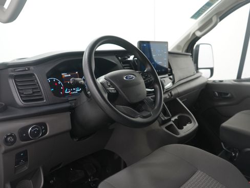 Used 2024 Ford Transit 350 XLT image 19