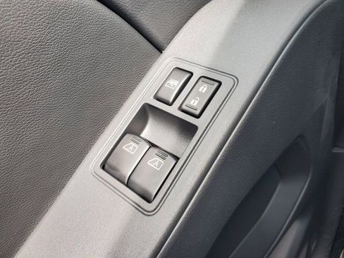 New 2026 Nissan Frontier S image 14