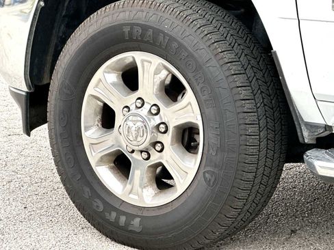 Used 2024 RAM 2500 Big Horn w/ Bed Utility Group image 11