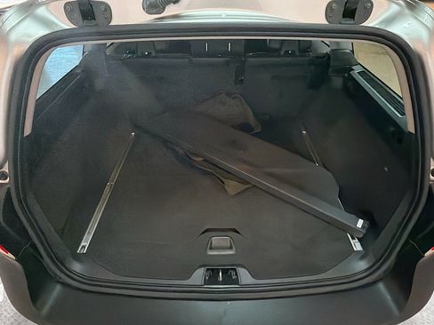 Used 2016 Volvo XC70 T5 Premier w/ Convenience Package image 28