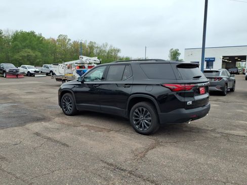 Used 2023 Chevrolet Traverse RS w/ LPO, Floor Liner Package AWD/4WD image 3
