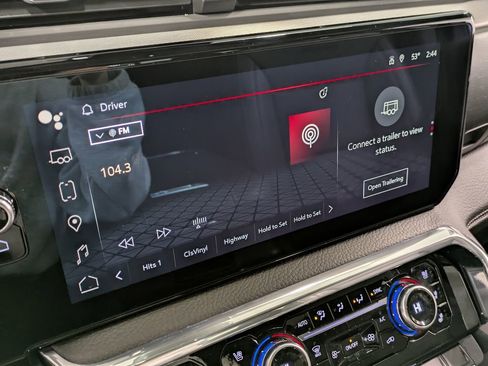 Used 2024 GMC Sierra 2500 Denali image 13