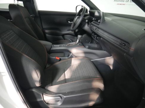 Used 2024 Honda HR-V Sport image 6