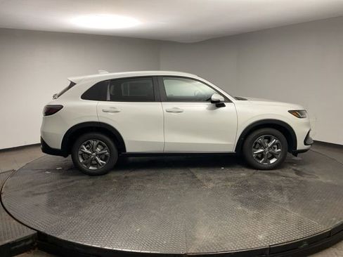 New 2026 Honda HR-V LX image 8