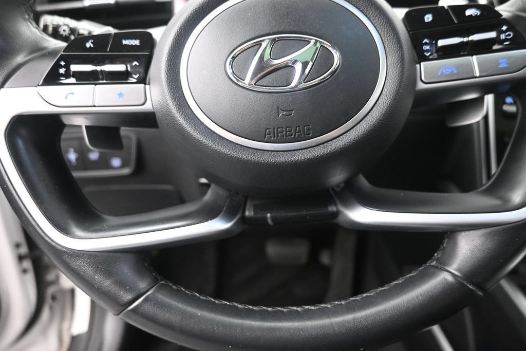 Used 2022 Hyundai Tucson SEL w/ Cargo Package AWD/4WD image 19