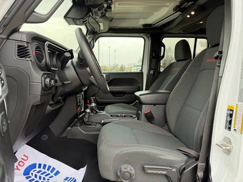 Used 2024 Jeep Wrangler Unlimited Rubicon image 15