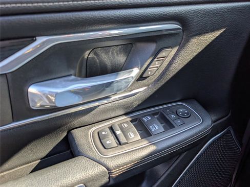 Used 2023 RAM 1500 Laramie image 20