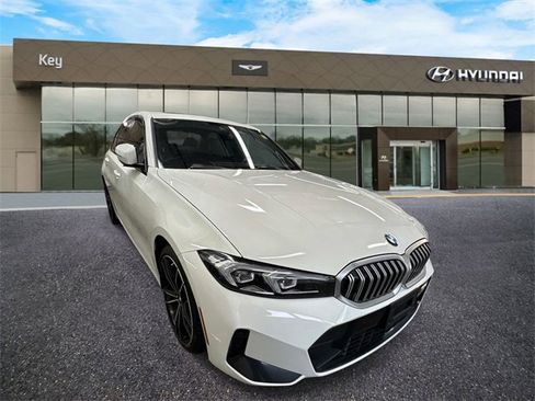 Used 2023 BMW 330i xDrive Sedan w/ M Sport Package image 4