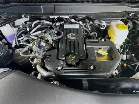 New 2026 RAM 2500 Limited image 18