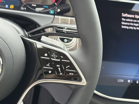 New 2026 Mercedes-Benz E 350 4MATIC Sedan image 25