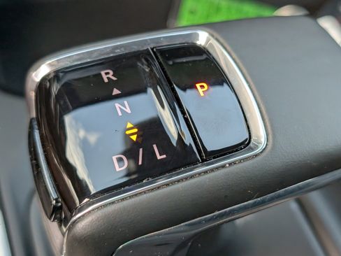 Used 2023 Chevrolet Silverado 1500 ZR2 w/ Technology Package AWD/4WD image 30