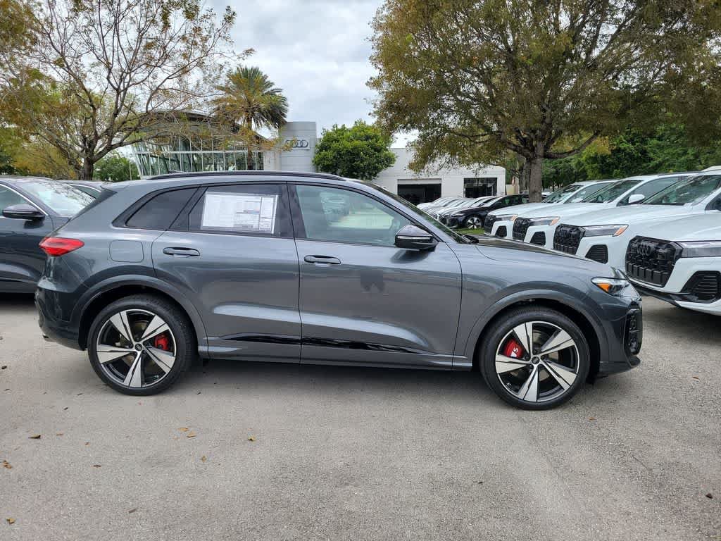New 2026 Audi SQ5 Premium Plus AWD/4WD image 9