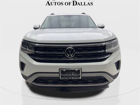 Used 2023 Volkswagen Atlas SE w/ Panoramic Sunroof Package image 3