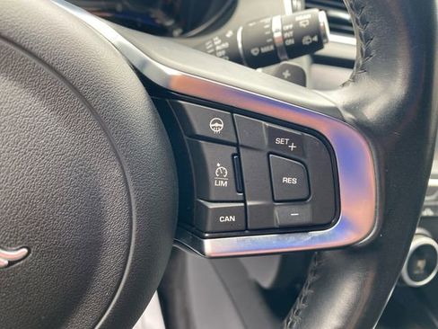 Used 2020 Jaguar E-PACE Checkered Flag AWD/4WD image 20