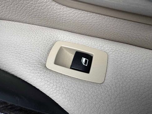 Used 2014 BMW 335i Sedan image 36