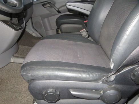 Used 2016 Mercedes-Benz Sprinter 2500 image 18
