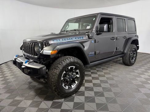 Certified 2025 Jeep Wrangler Unlimited Rubicon 4xe w/ Convenience Group AWD/4WD image 3