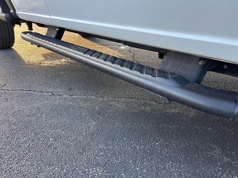 Used 2023 Ford F250 XL image 5