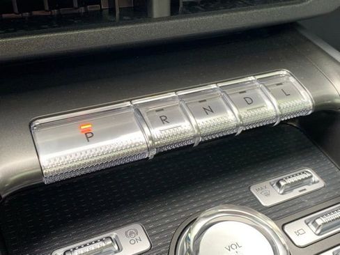 New 2025 Lincoln Nautilus Reserve image 29