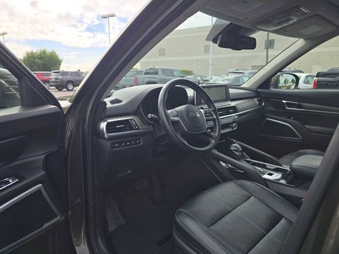 Used 2021 Kia Telluride EX w/ EX Premium Package image 20