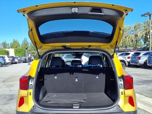 Used 2021 Kia Seltos S image 24