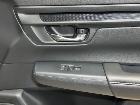 Used 2025 Honda CR-V LX image 37