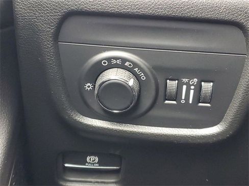 New 2026 Jeep Grand Cherokee Altitude AWD/4WD image 20