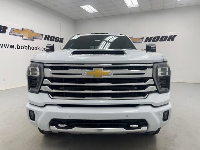 New 2026 Chevrolet Silverado 2500 High Country w/ High Country Premium Package AWD/4WD image 2