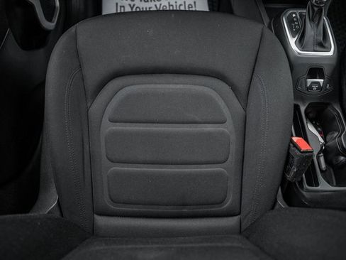 Used 2019 Jeep Renegade Latitude w/ Cold Weather Group image 32