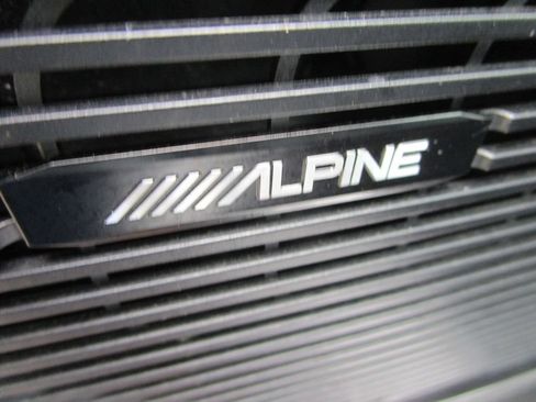 Used 2024 Jeep Wagoneer 2WD image 31