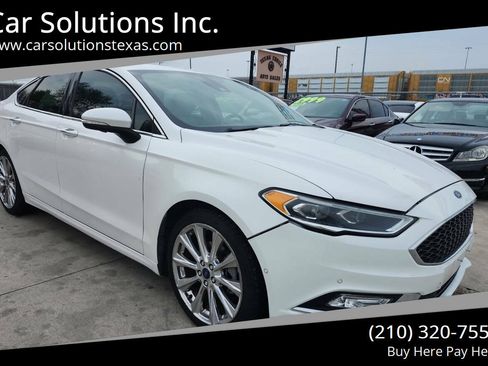 Used 2019 Ford Fusion SE AWD/4WD image 1